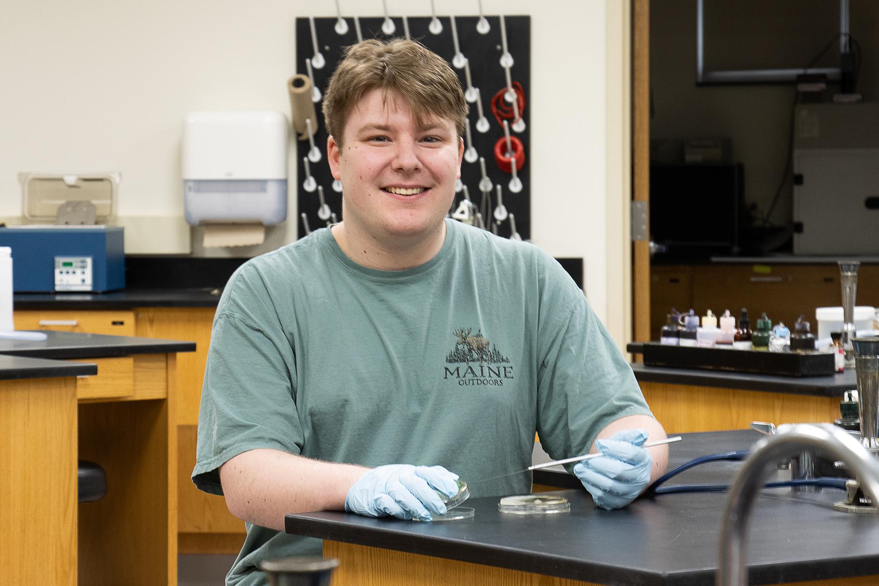 Viterbo Biology Major Jon Vissers